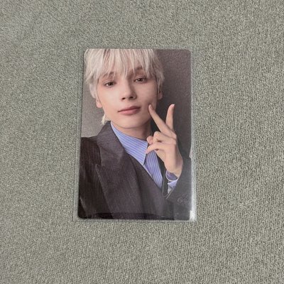 TXT 正四 快閃場限卡+solo專卡 休寧凱