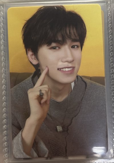 宋亞軒 二專 團款黃底單人卡