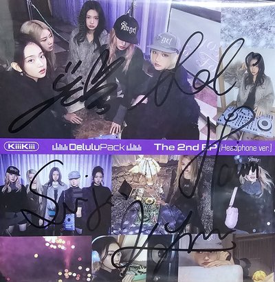 【MusicKorea 簽專】KiiiKiii  簽名專輯 Delulu Pack Headphone Ver.