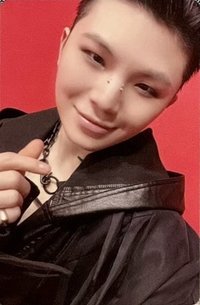 正五 yzy B 簽售卡 