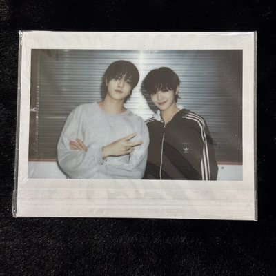 TREASURE 2025年曆拍立得