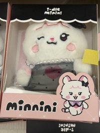 MINNIE迷8盒娃