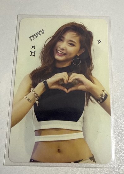 TWICE子瑜、Sana、Momo、娜璉小卡