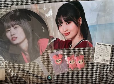 （整圖出）twice momo 手幅 大扇 lovelys 