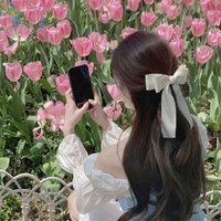Yu