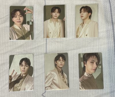 RIGHT HERE 隨機卡