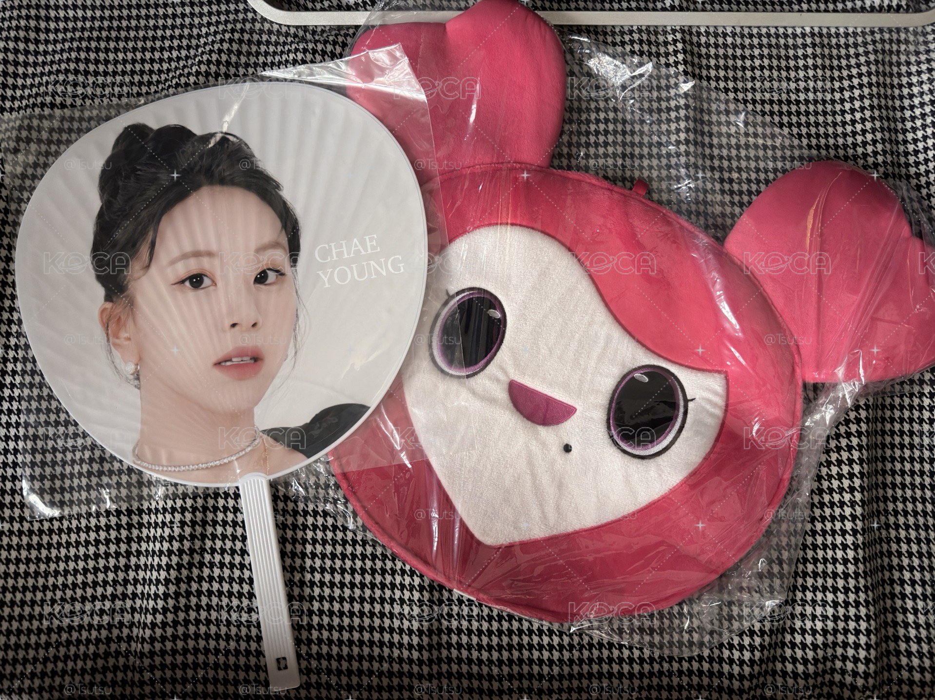 （現貨不拆出 紙箱寄出 可當日寄出）twice 彩瑛 扇子 初代 lovelys 扇套