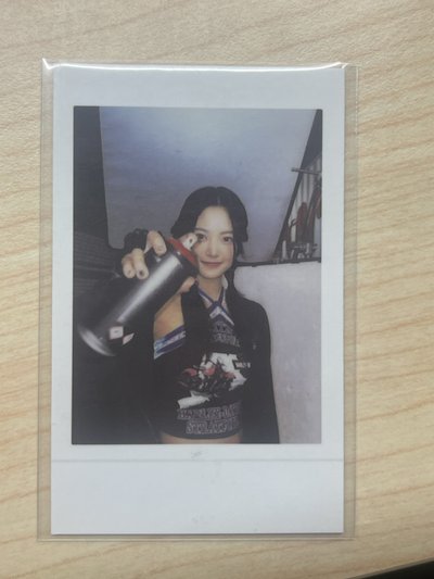 ANTIFRAGILE 隨機卡 官周拍立得