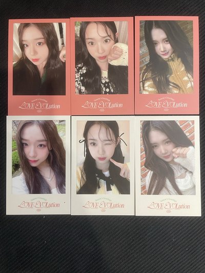 tripleS 2024年年曆 固配拍立得