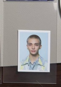 hollow證件照辰🧡