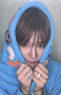 ONE AND ONLY 會員限定 帽T 周邊卡 