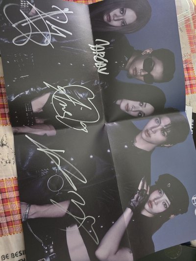 All Day Project親簽專（已拆封、內容物皆在）