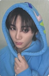 ONE AND ONLY 會員限定 帽T 周邊卡 