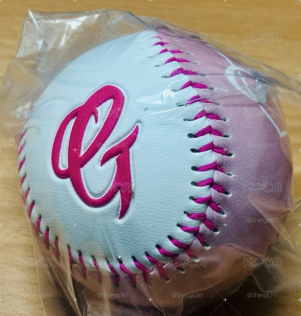 富邦悍將Fubon Angels粉球（9.5成新）