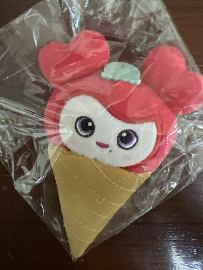 彩冰淇淋 現貨！