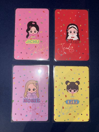 BLACKPINK春日滿額卡 周邊卡