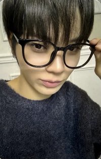 迷你一 sw 2.0 簽售卡 眼鏡ver.