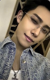 迷你一 sw 2.0 簽售卡 眼鏡ver.