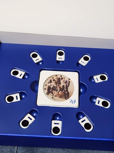 Zerobaseone 會員禮