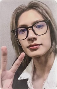 LIVE and FALL mmt 線上1.0 簽售卡 