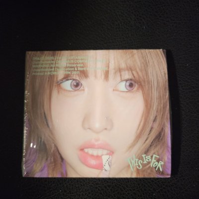 This is for 單封MOMO 全新未拆