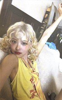 rosie 專輯卡 專卡 抬手肉