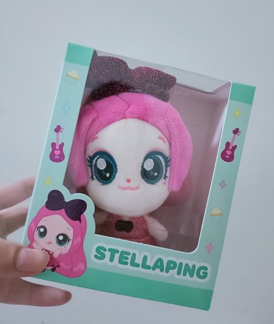 H2H 聯名10cm娃娃，全新未拆