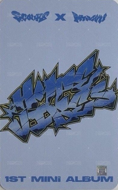 CxM ‘𝙃𝙔𝙋𝙀 𝙑𝙄𝘽𝙀𝙎’ k4 幸運卡  背面