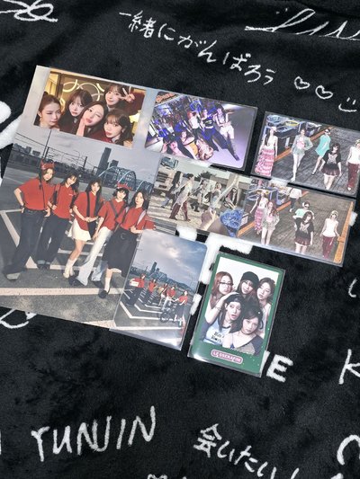 LE SSERAFIM 各式團照