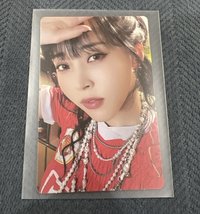 Moonbyul專輯特典卡1