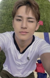 CxM ‘𝙃𝙔𝙋𝙀 𝙑𝙄𝘽𝙀𝙎’ GS25 特典卡 