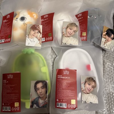 BBNEXDO 聖誕快閃 吊娃/娃包