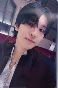 精選專 yzy F 簽售卡 