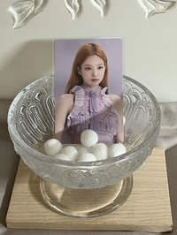 雪花妮（紫背景）