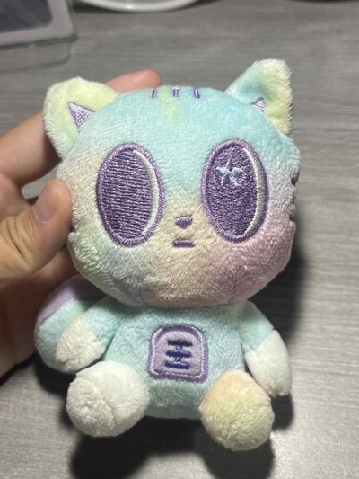 超可愛彩色松咪咪