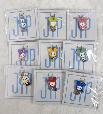 現貨 TWICE 冬日鑰匙圈掛飾