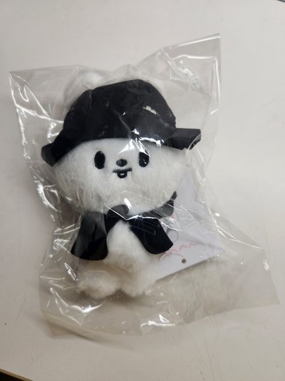 Do it 快閃店吊飾娃 旻玟