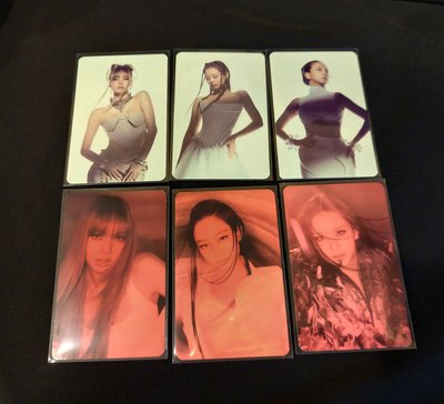 BLACKPINK快閃店 歌詞卡拆售