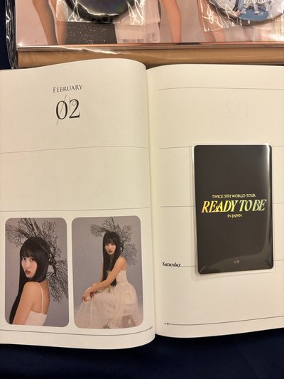 2020年曆、筆記本（封面有損）、MOMO五巡會員禮卡、RTB掛牌·掛繩·徽章