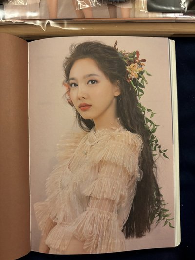 2020年曆、筆記本（封面有損）、MOMO五巡會員禮卡、RTB掛牌·掛繩·徽章