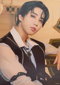 Hollow 塔店 海報 