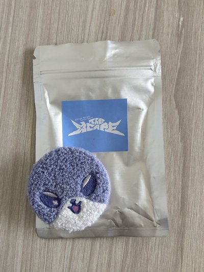 😈小英雄 頌狐狸徽章+Love sick 已拆全專