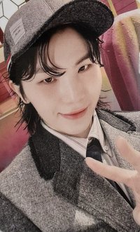 精選專 yzy E 簽售卡 
