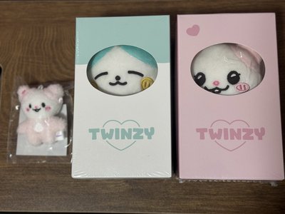 TWINZY 粒、娜小娃 全新未拆