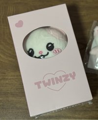 TWINZY  有娜小娃 NAong