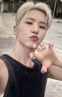 MINI12 yzy E 簽售卡 