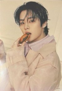 Hollow 塔店 海報 