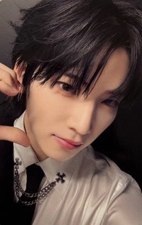 月狼 yzy 香港線下 簽售卡 