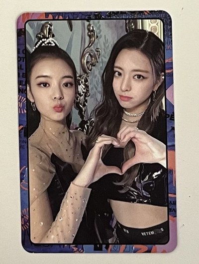 ITZY 雙人卡