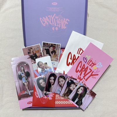 ITZY Crazy In Love 專輯（僅一張小卡、無海報）